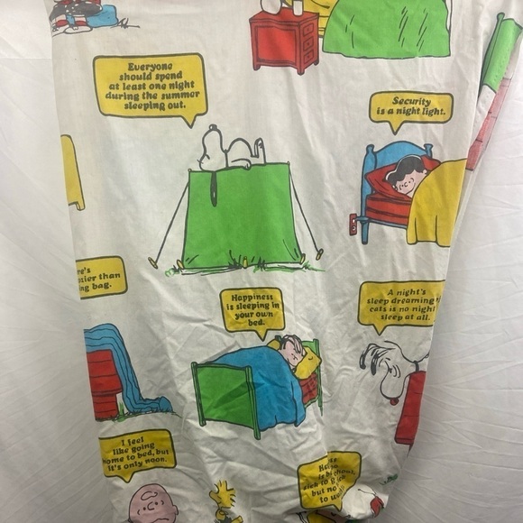 Vintage 1971 Peanuts Twin Size Fitted Sheet Bedsheet Charlie Brown Snoopy Fabric - Picture 2 of 13